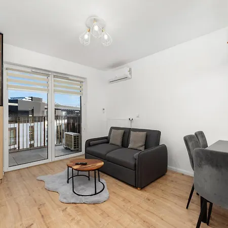 Imperial Capital By Bookinghost Krakau