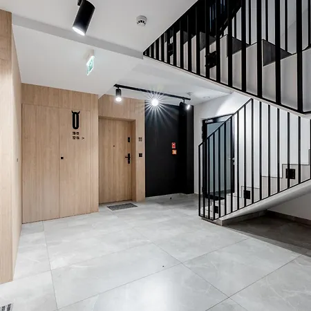 Apartment Imperial Capital By Bookinghost Krakau