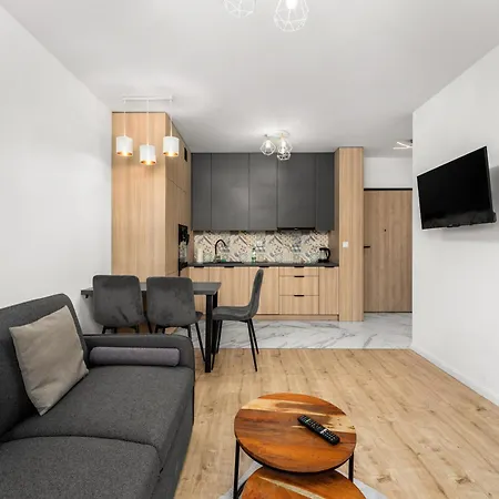 Imperial Capital By Bookinghost * Krakau