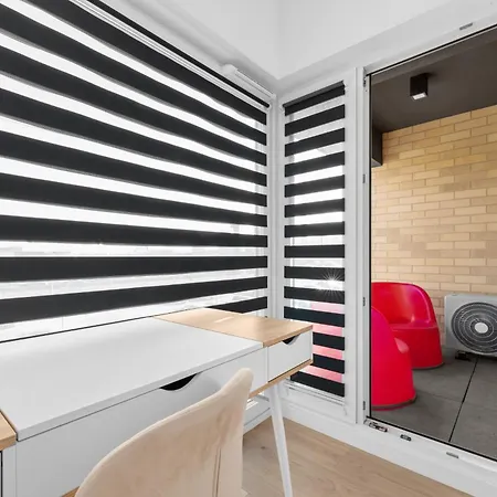 Imperial Capital By Bookinghost * Krakov